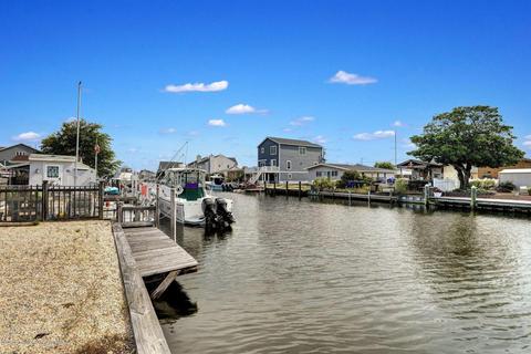 15 Commodore Dr, Brick, NJ 08723 photo 34