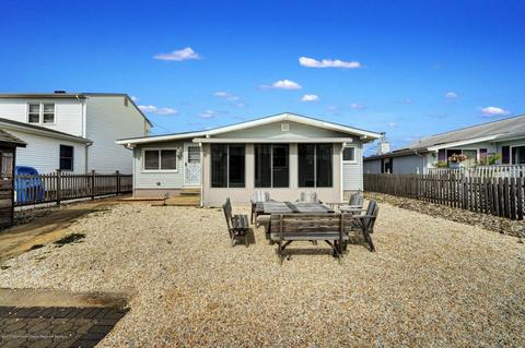 15 Commodore Dr, Brick, NJ 08723 photo 32