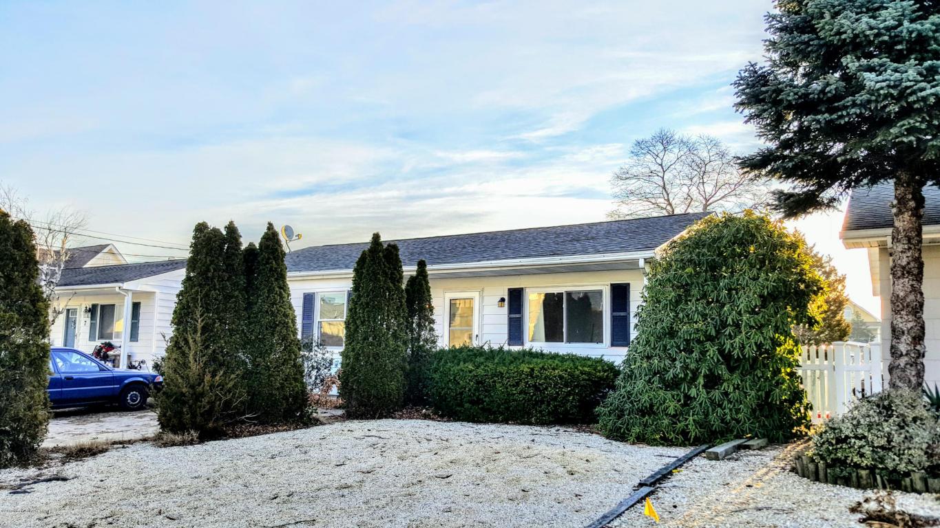 5 Commodore Dr, Brick, NJ 08723 photo 1
