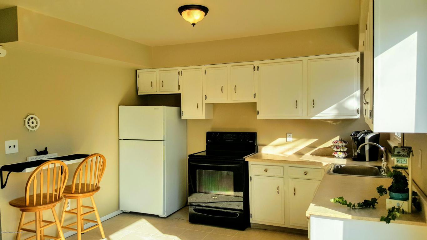 5 Commodore Dr, Brick, NJ 08723 photo 5