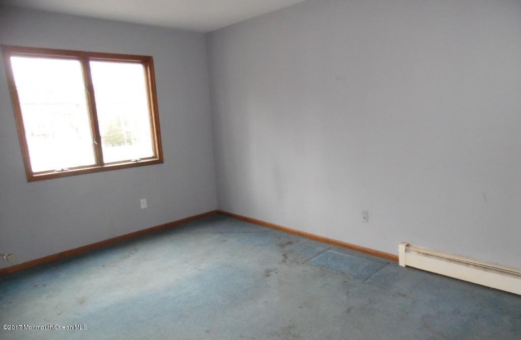 45 Poplar St, Waretown, NJ 08758 photo 9