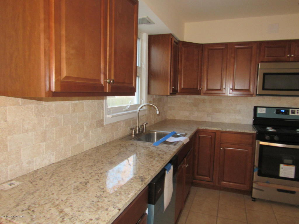 607 Midstreams Rd, Brick, NJ 08724 photo 5