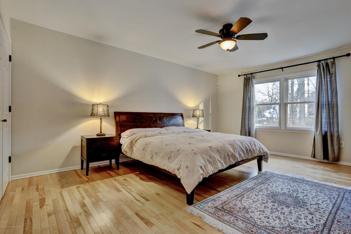 88 Stillwell Rd, Middletown, NJ 07748 photo 18