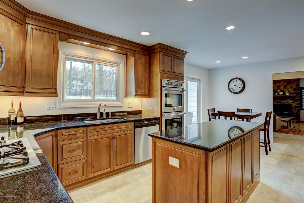88 Stillwell Rd, Middletown, NJ 07748 photo 14