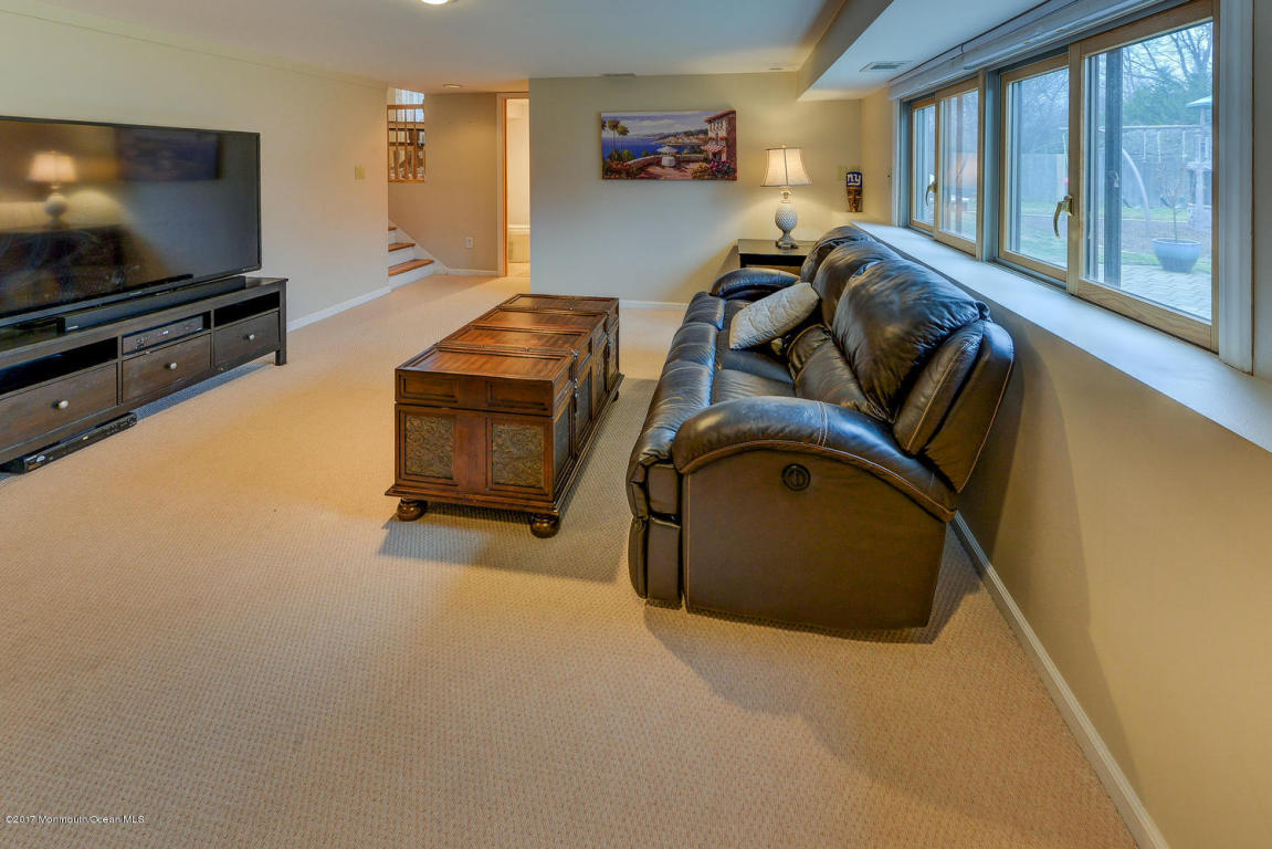 5 Kenneth Ter E, Middletown, NJ 07748 photo 13