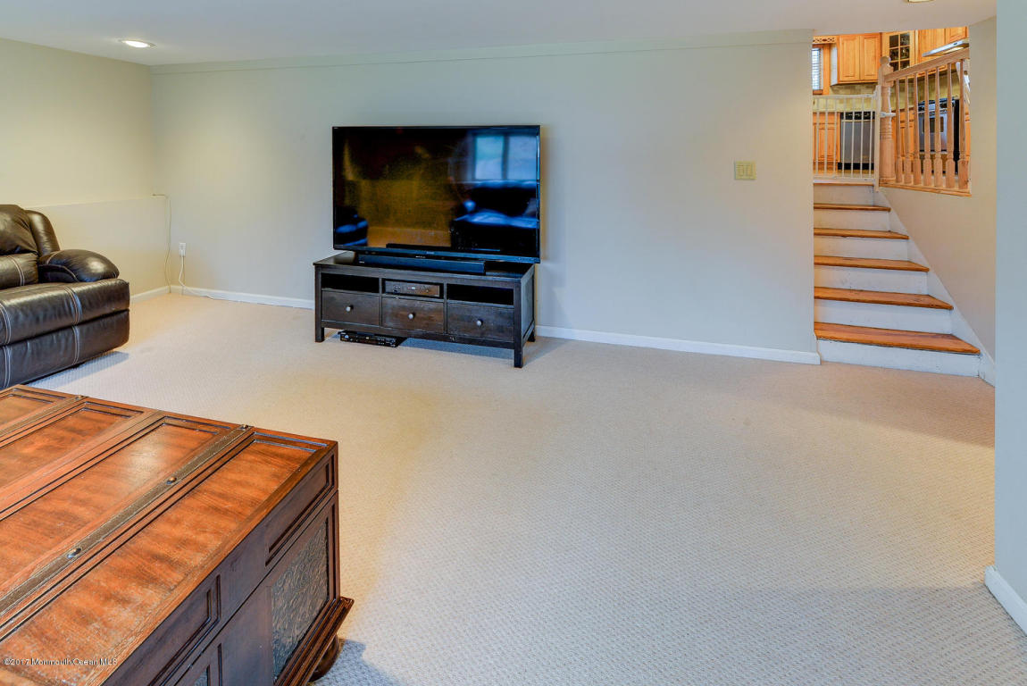 5 Kenneth Ter E, Middletown, NJ 07748 photo 12