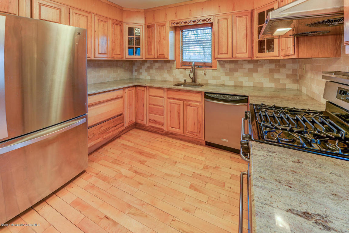 5 Kenneth Ter E, Middletown, NJ 07748 photo 9