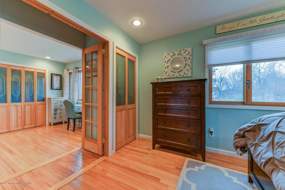 5 Kenneth Ter E, Middletown, NJ 07748 photo 19