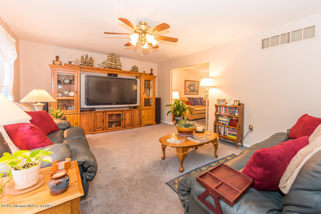 14 Crest Rd, Jackson, NJ 08527 photo 23