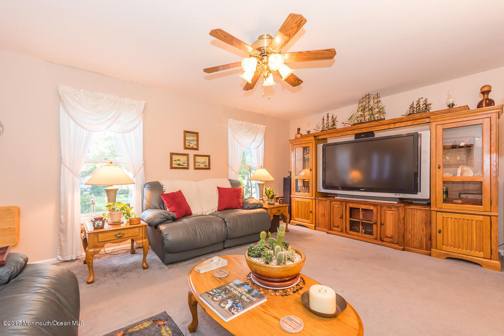 14 Crest Rd, Jackson, NJ 08527 photo 24