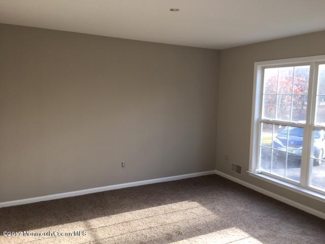 220 White Rd, Jackson, NJ 08527 photo 4