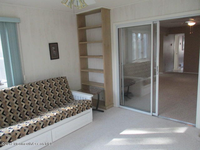 10 Eric Ct, Brick, NJ 08723 photo 9