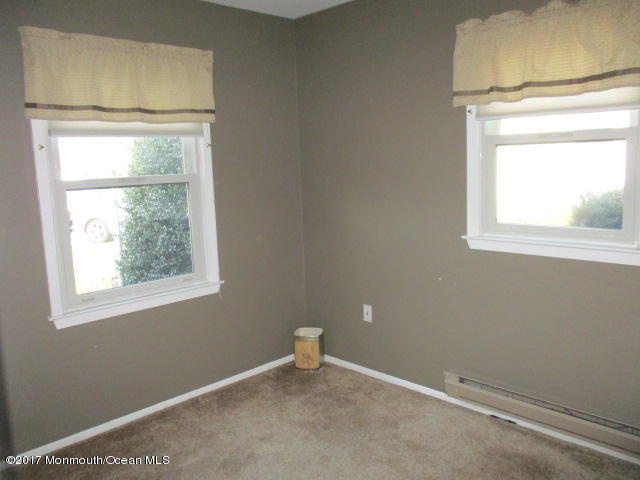 10 Eric Ct, Brick, NJ 08723 photo 21