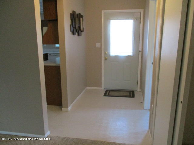 10 Eric Ct, Brick, NJ 08723 photo 3
