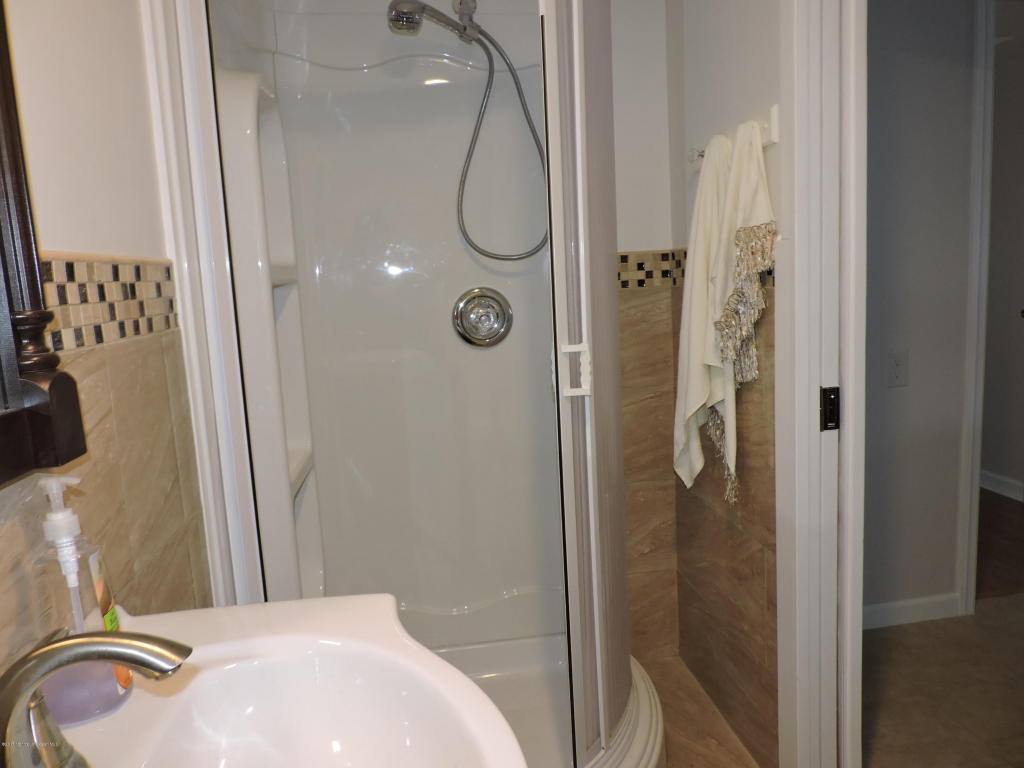 30 Poplar St, Waretown, NJ 08758 photo 13