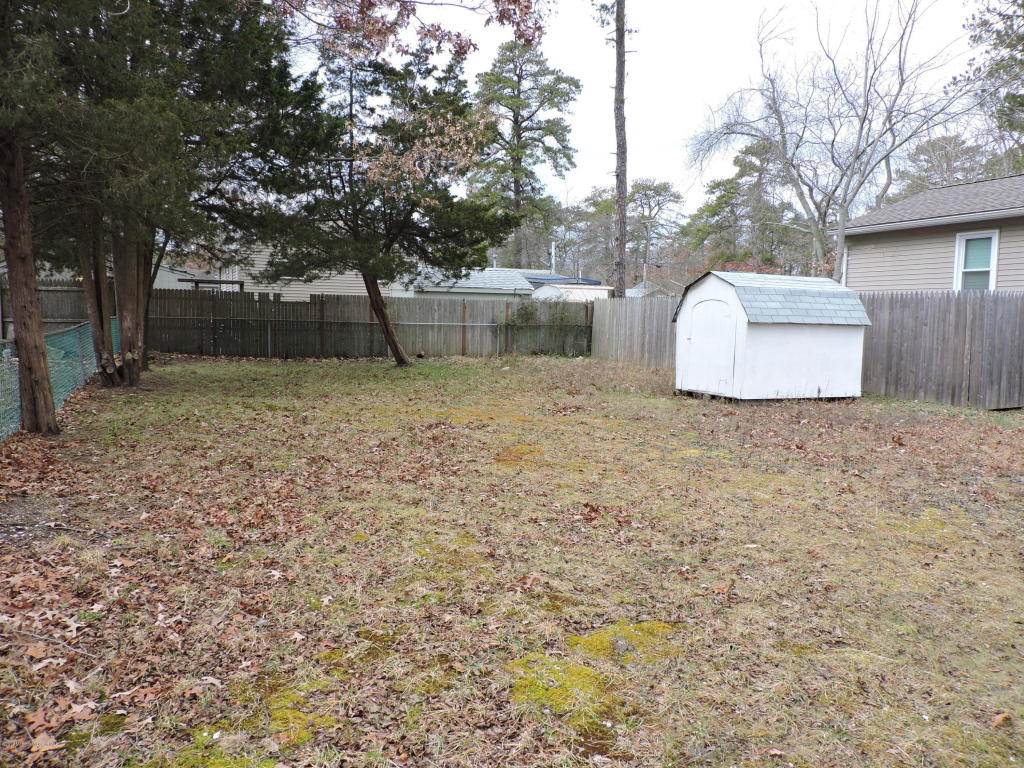 30 Poplar St, Waretown, NJ 08758 photo 3