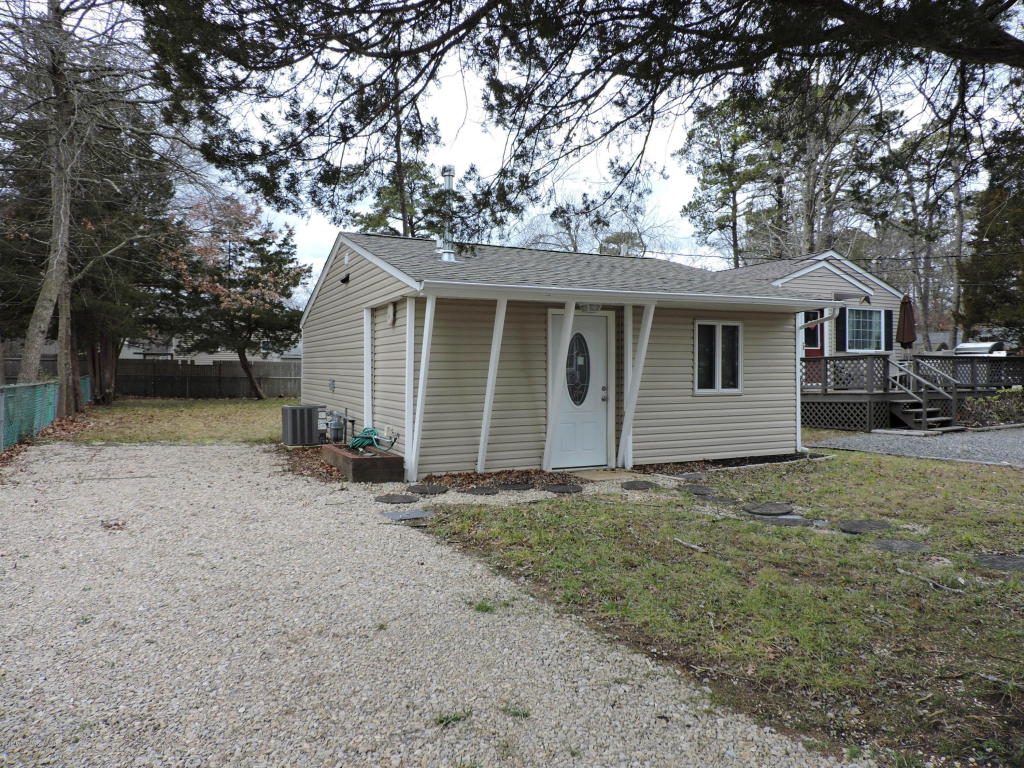 30 Poplar St, Waretown, NJ 08758 photo 2