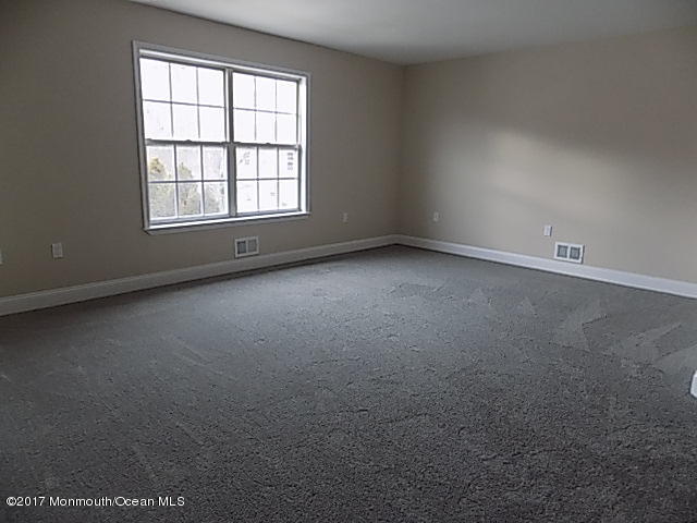 357 Olympic St, Brick, NJ 08724 photo 9
