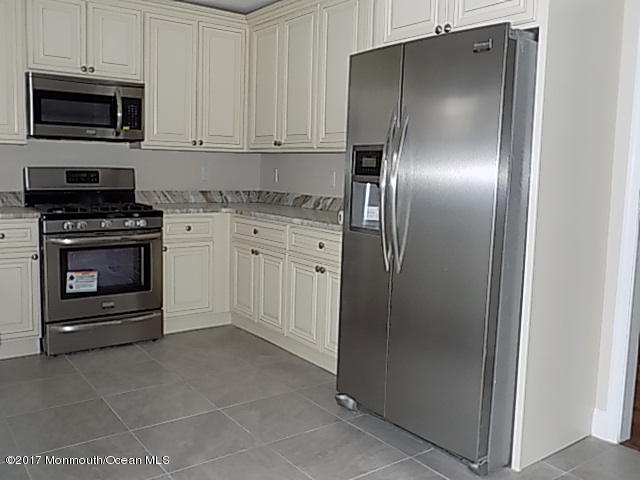 357 Olympic St, Brick, NJ 08724 photo 5