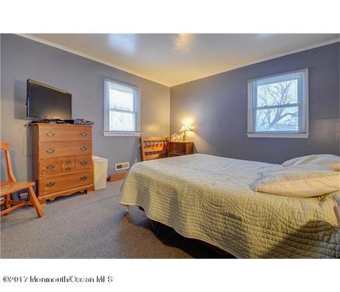 7 Roberta Dr, Middletown, NJ 07748 photo 8