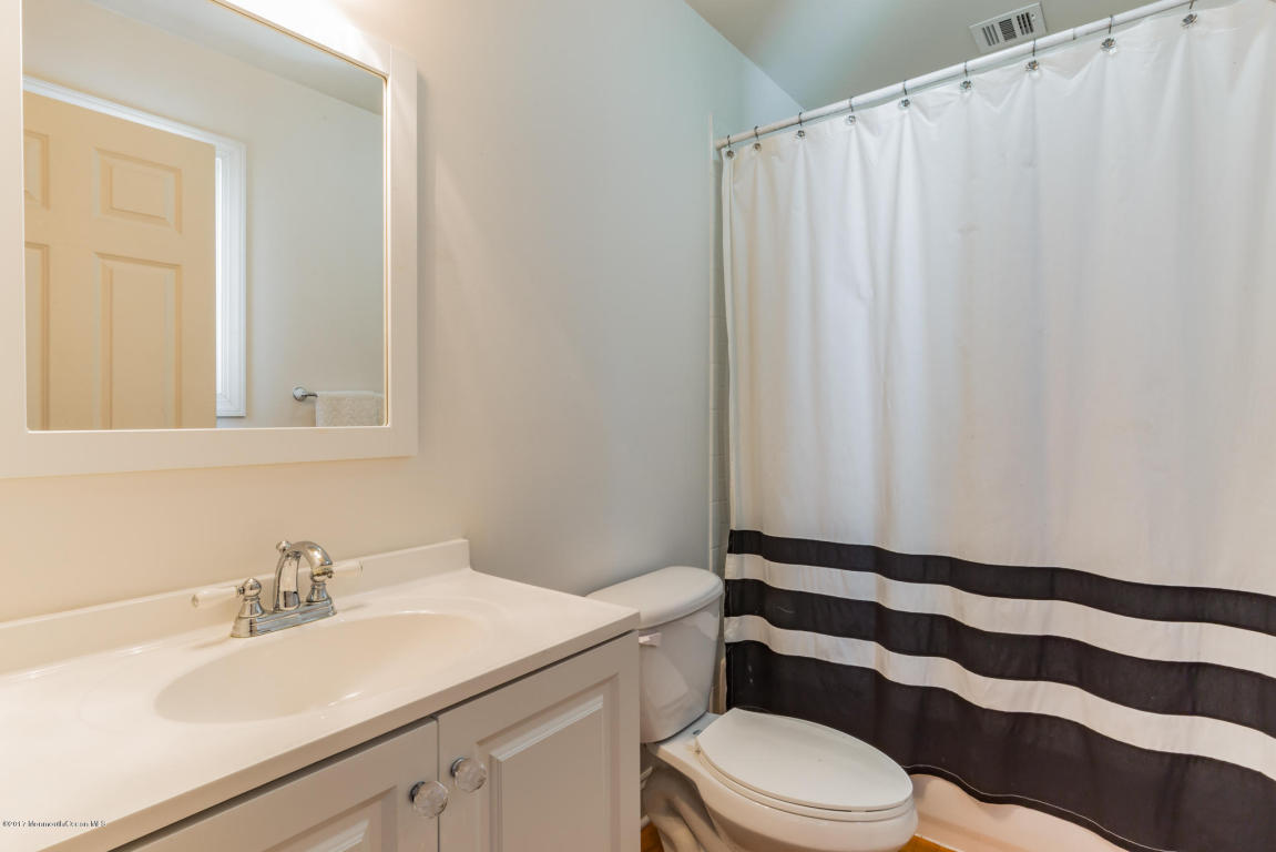 925 Birch Dr, Brielle, NJ 08730 photo 17