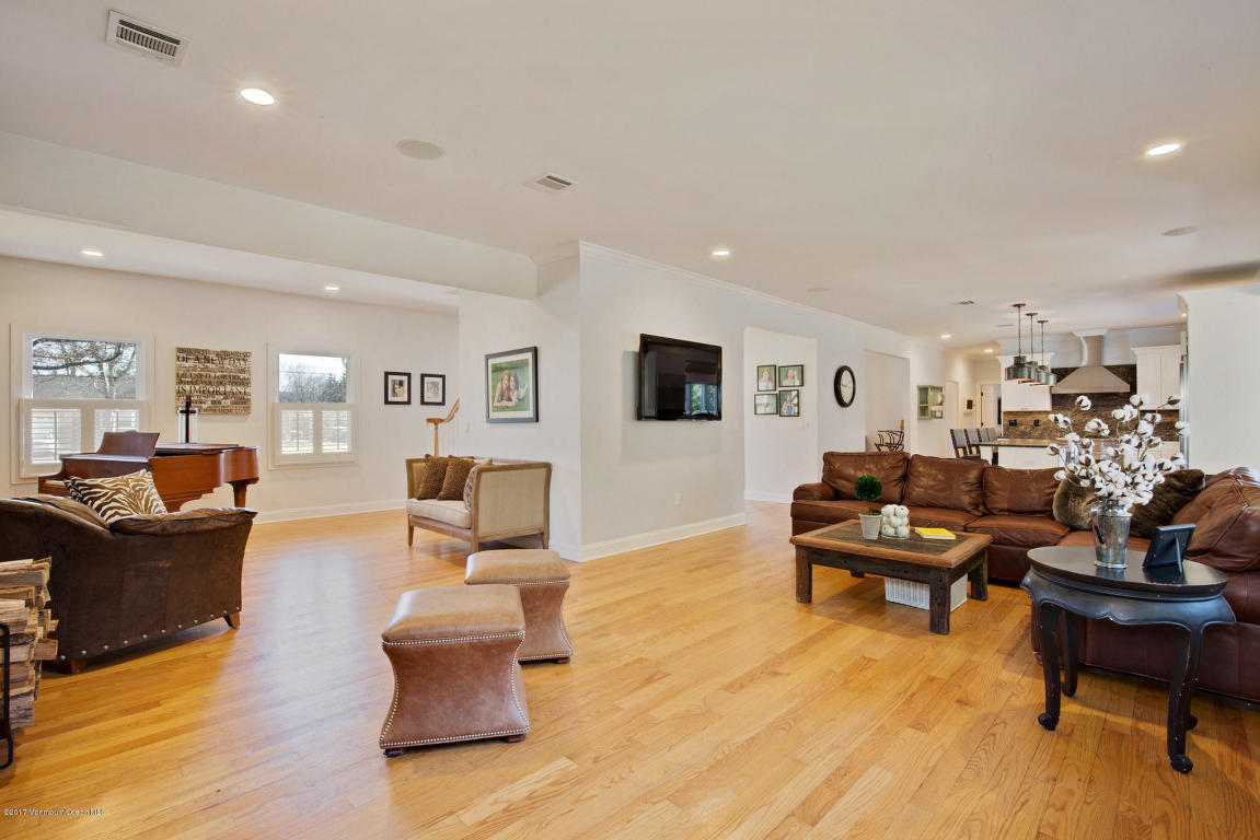 925 Birch Dr, Brielle, NJ 08730 photo 5