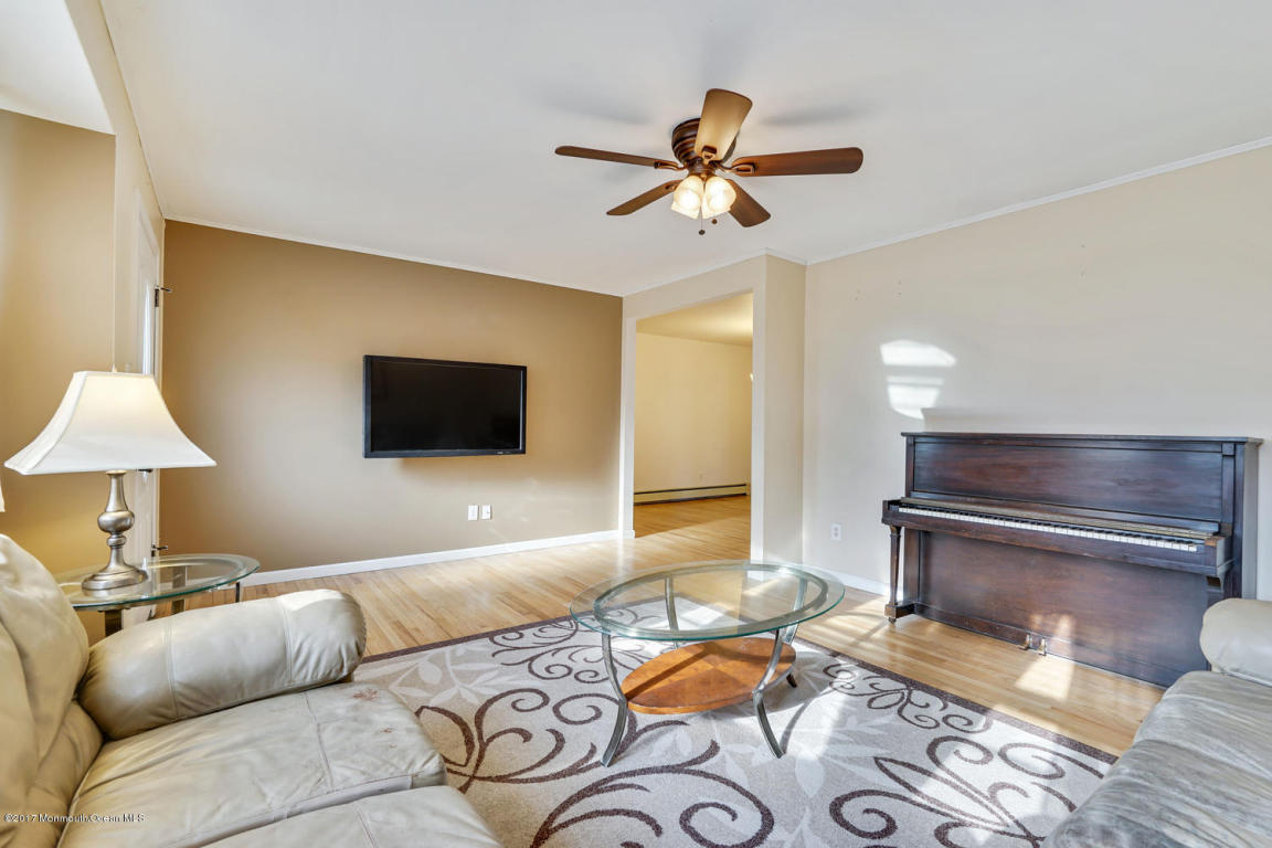566 Holmes Ave, Forked River, NJ 08731 photo 12