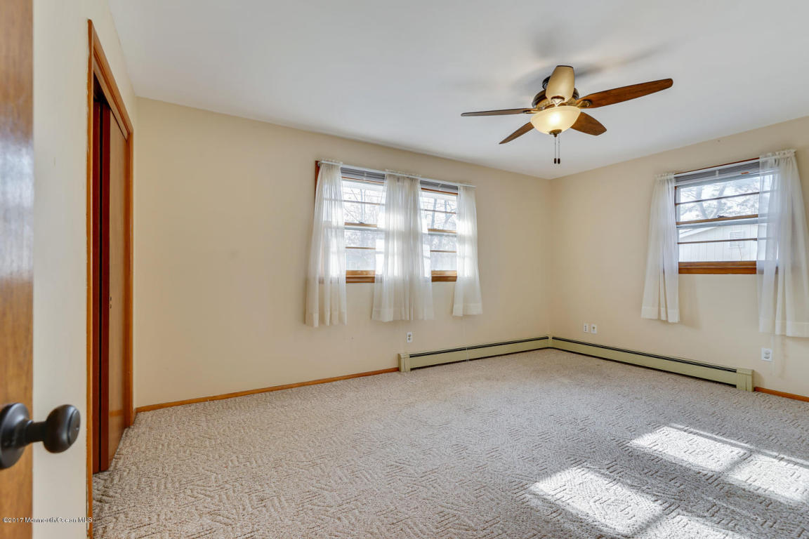 566 Holmes Ave, Forked River, NJ 08731 photo 35