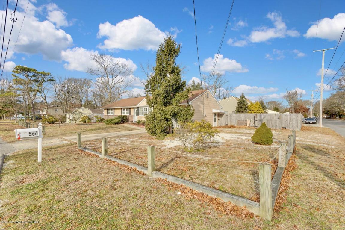 566 Holmes Ave, Forked River, NJ 08731 photo 6