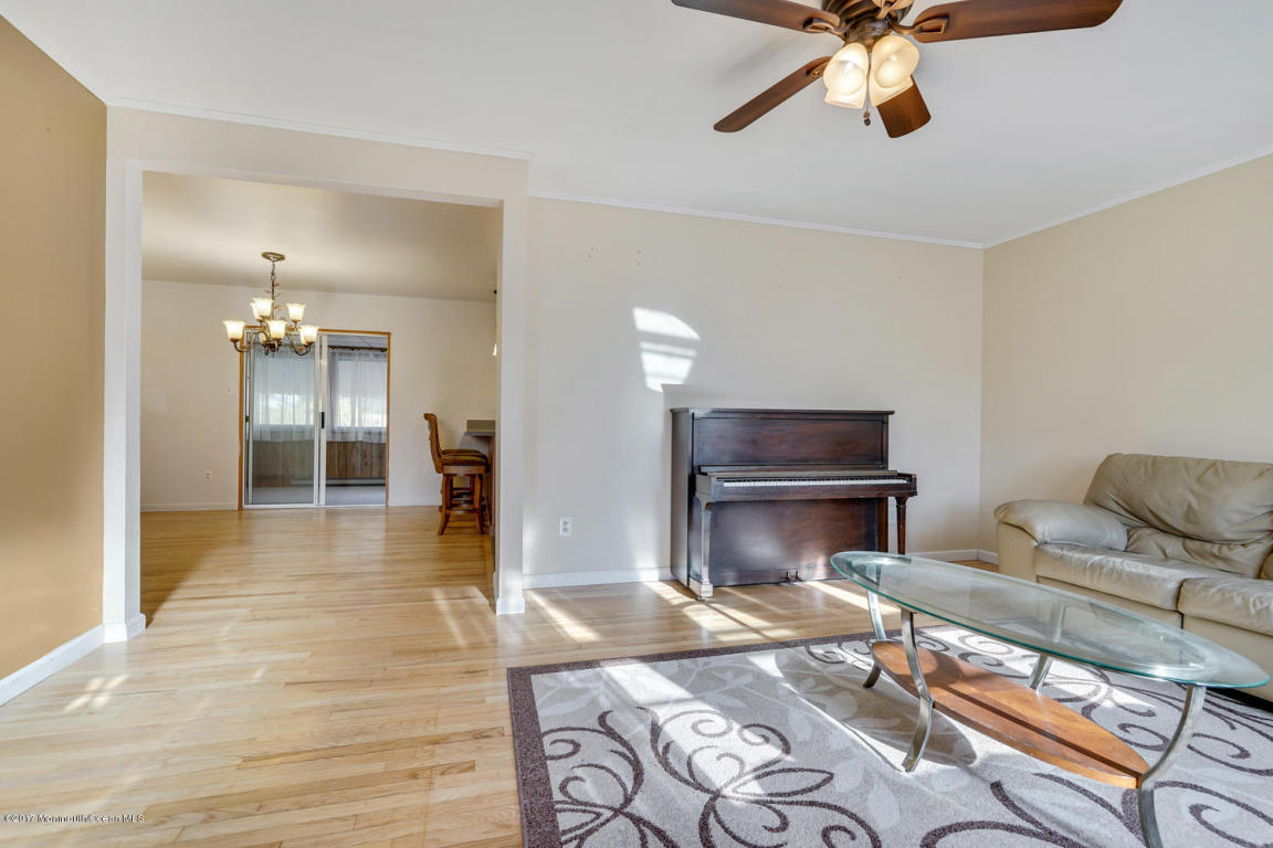 566 Holmes Ave, Forked River, NJ 08731 photo 15