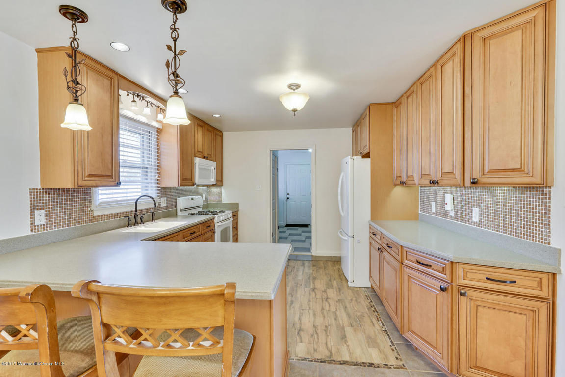 566 Holmes Ave, Forked River, NJ 08731 photo 21