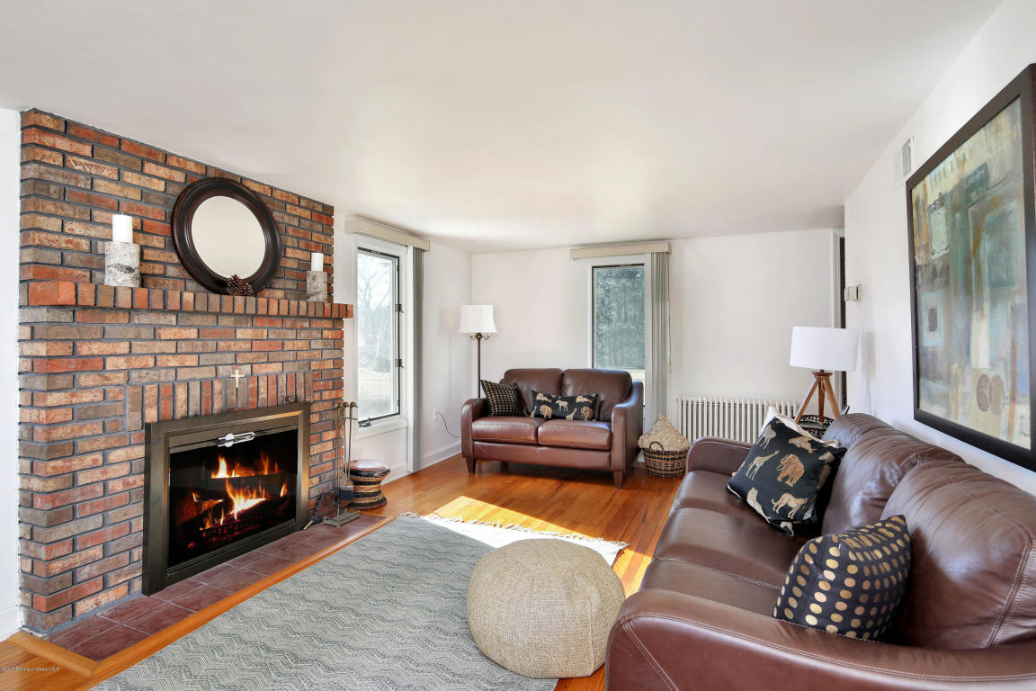 2 Marvin Rd, Middletown, NJ 07748 photo 3