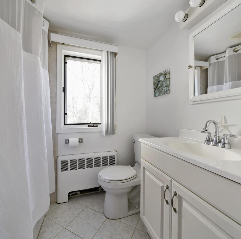 2 Marvin Rd, Middletown, NJ 07748 photo 25