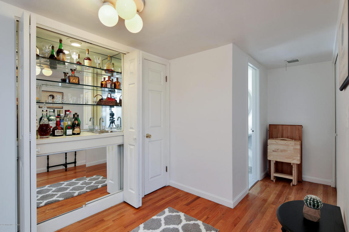 2 Marvin Rd, Middletown, NJ 07748 photo 8