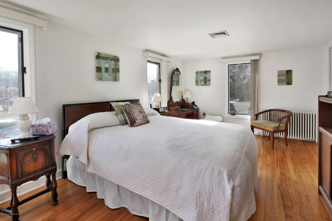 2 Marvin Rd, Middletown, NJ 07748 photo 24