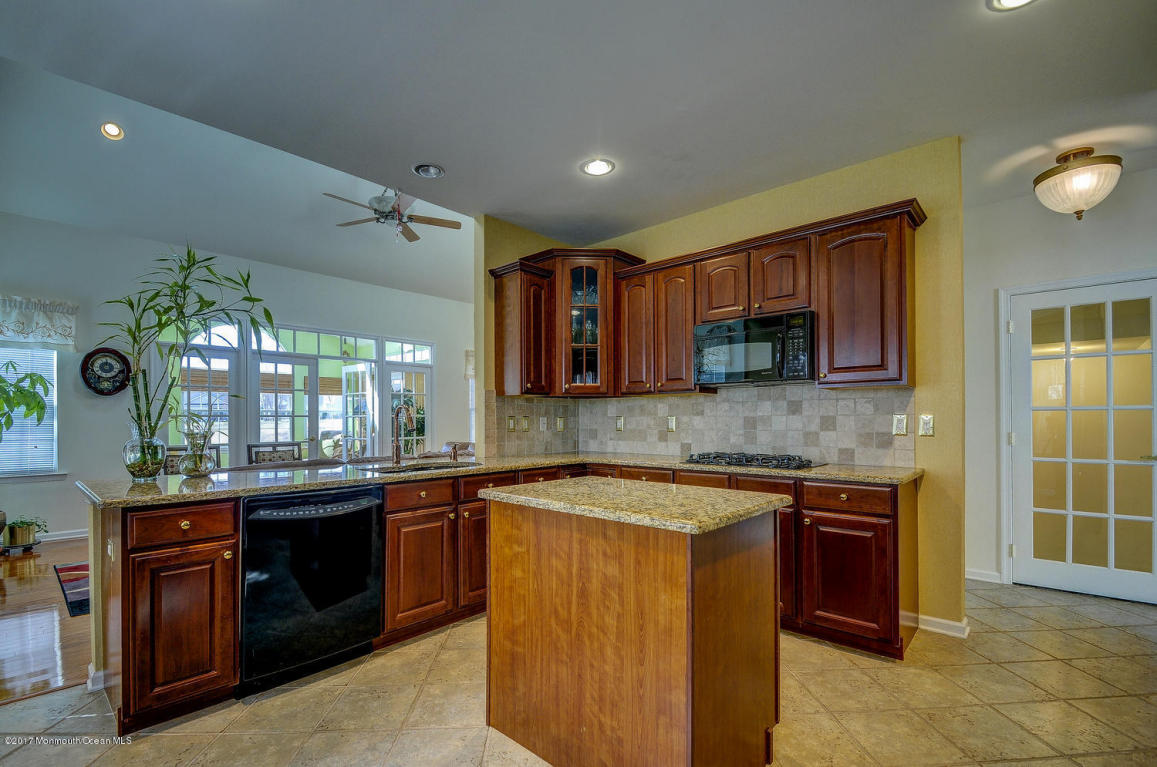 3 Lavallette Ln, Waretown, NJ 08758 photo 18