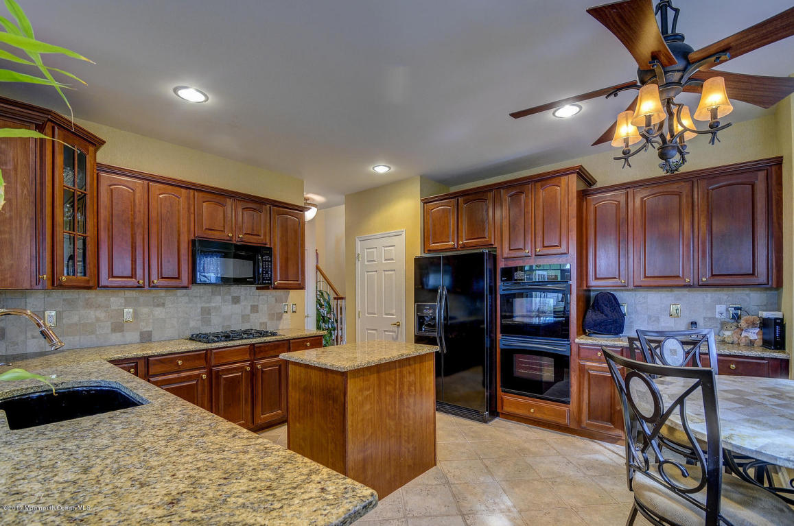 3 Lavallette Ln, Waretown, NJ 08758 photo 16