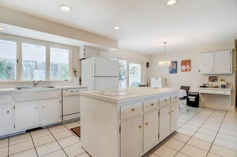 2 River Edge Dr, Rumson, NJ 07760 photo 13