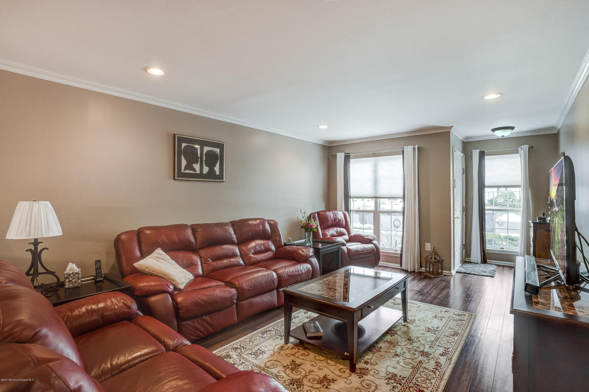 21 Charles Ct, Ocean, NJ 07712 photo 5