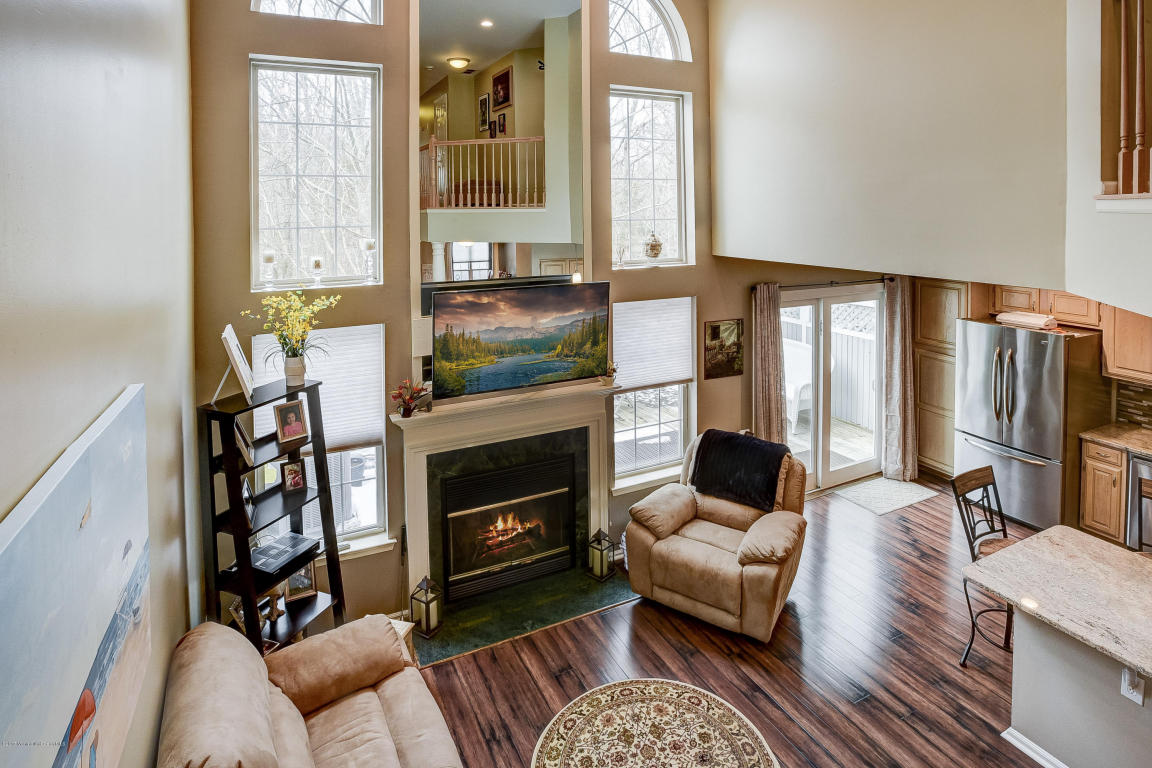 21 Charles Ct, Ocean, NJ 07712 photo 14