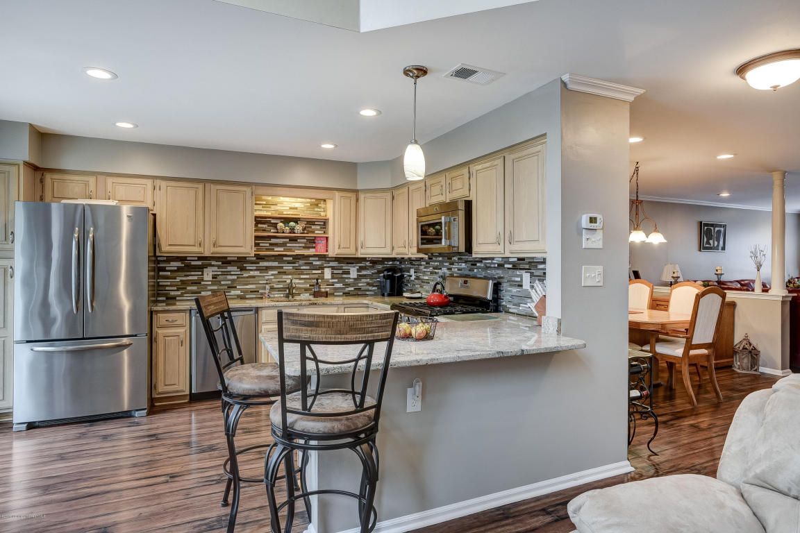 21 Charles Ct, Ocean, NJ 07712 photo 11