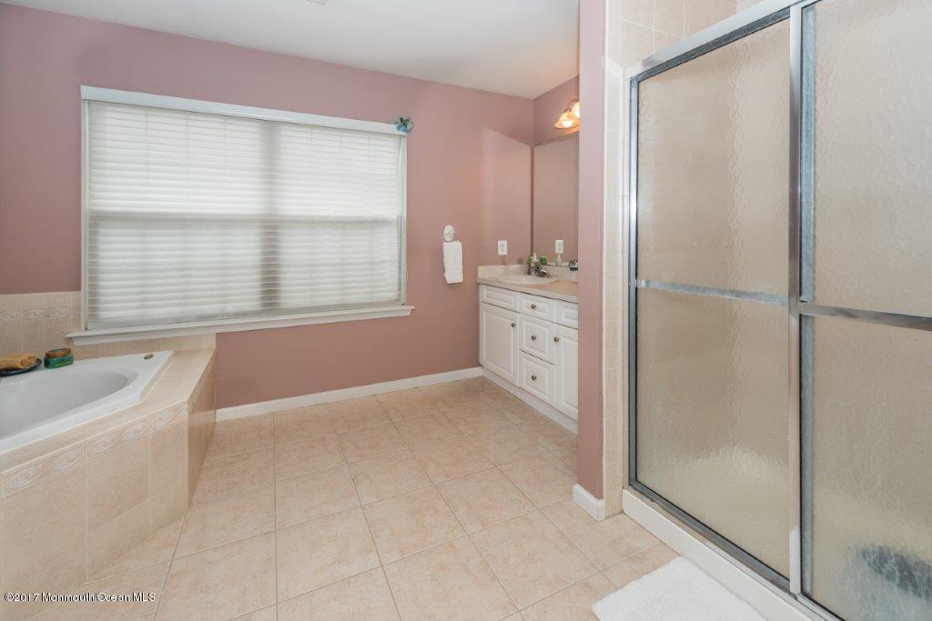 8 Monterey Ct, Jackson, NJ 08527 photo 15