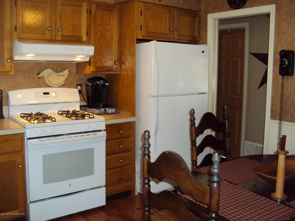 611 Midstreams Rd, Brick, NJ 08724 photo 12