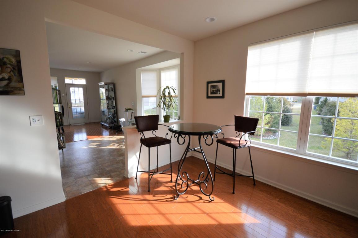 3 Harrow Ct, Jackson, NJ 08527 photo 2