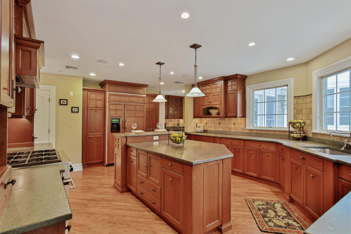 1 Oak Ln, Rumson, NJ 07760 photo 8