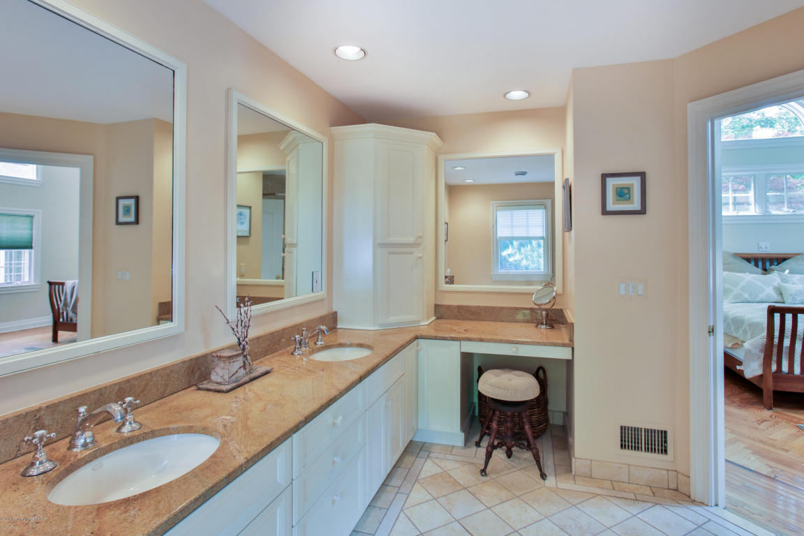 1 Oak Ln, Rumson, NJ 07760 photo 12