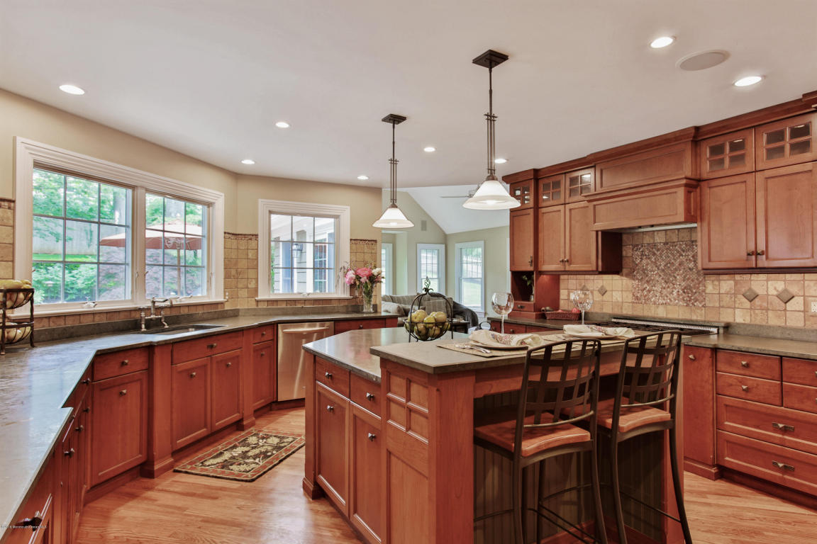 1 Oak Ln, Rumson, NJ 07760 photo 7