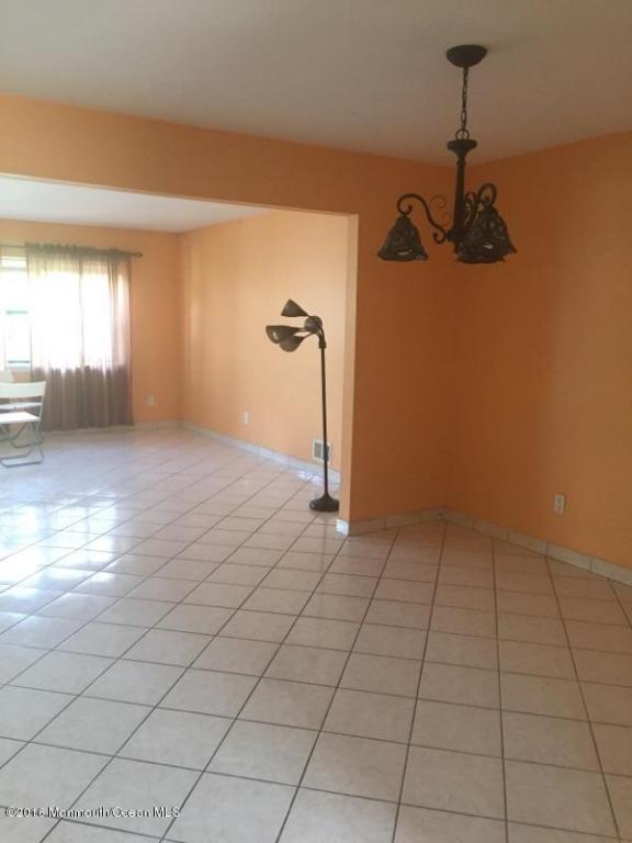 130 Pendleton Pl, Old Bridge, NJ 08857 photo 5