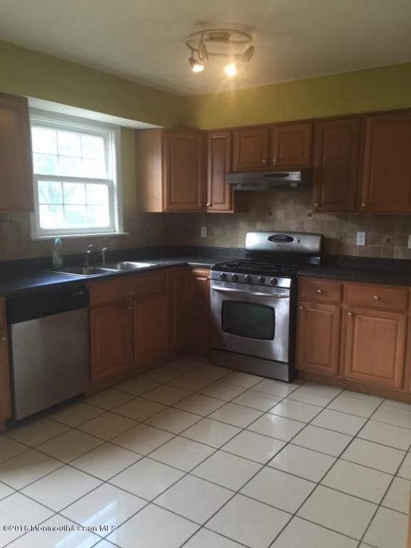 130 Pendleton Pl, Old Bridge, NJ 08857 photo 2