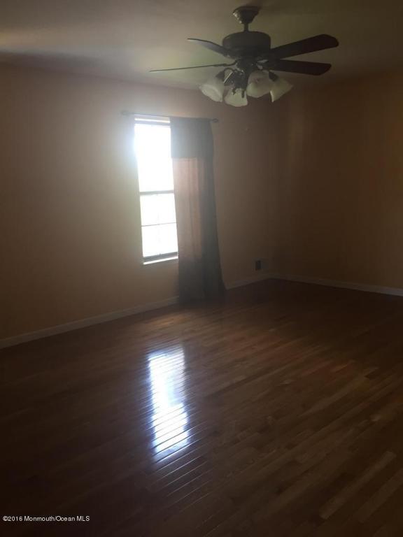 130 Pendleton Pl, Old Bridge, NJ 08857 photo 8
